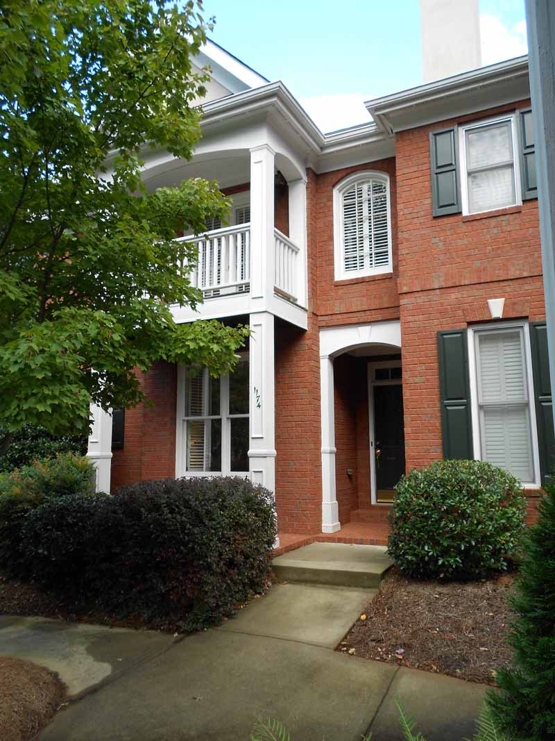 Featured Home Spacious Movein Ready Condo (Previously Listed)