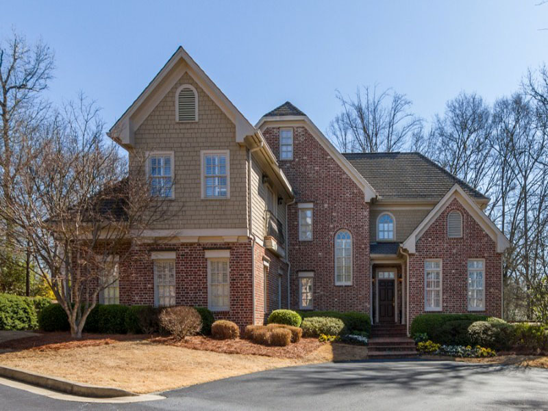 ChambleeDunwoody Traditional Home with Terrace Atlanta Fine