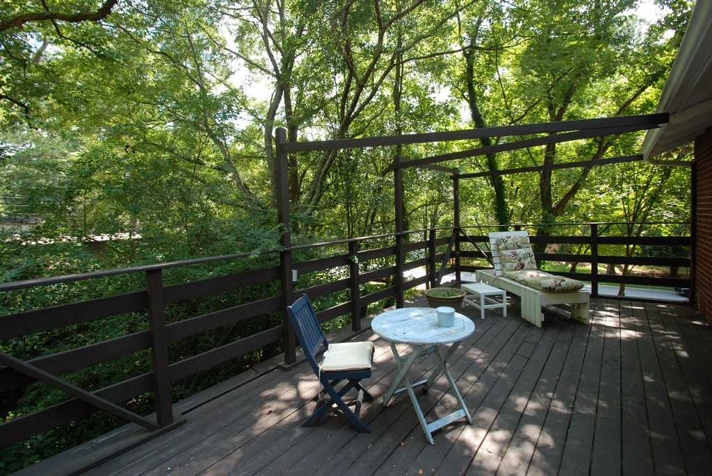 Huntley Hills Renovation in Chambleepreviously listed