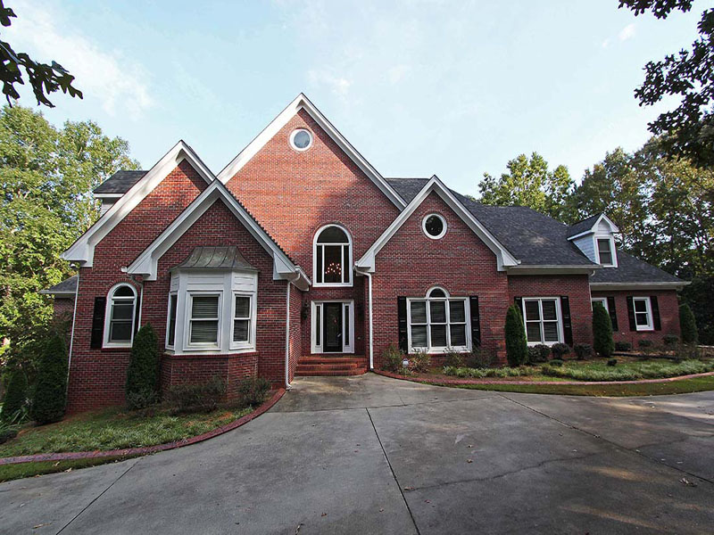 McDonough Lakefront Sanctuary In Lake Dow Estates (Previously Listed)